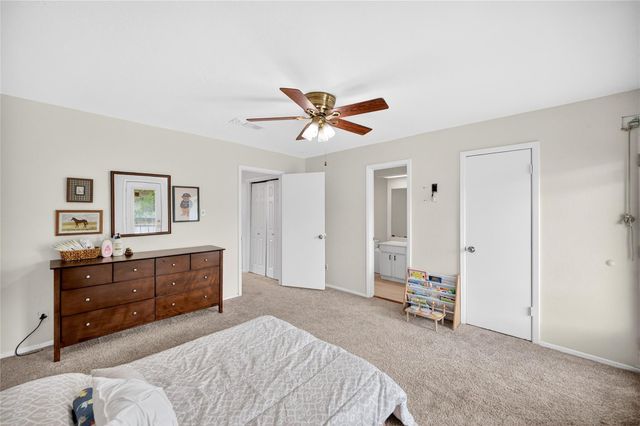 6975 Chasewood Drive, Houston, TX 77489