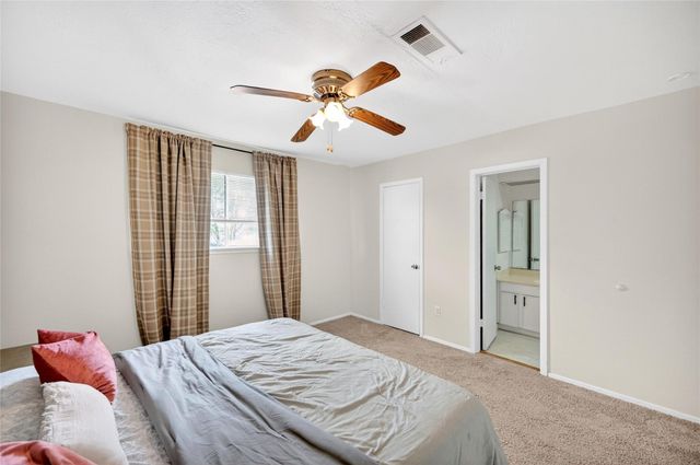 6975 Chasewood Drive, Houston, TX 77489