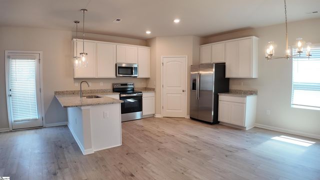 609 Silver Fir Street, Piedmont, SC 29673