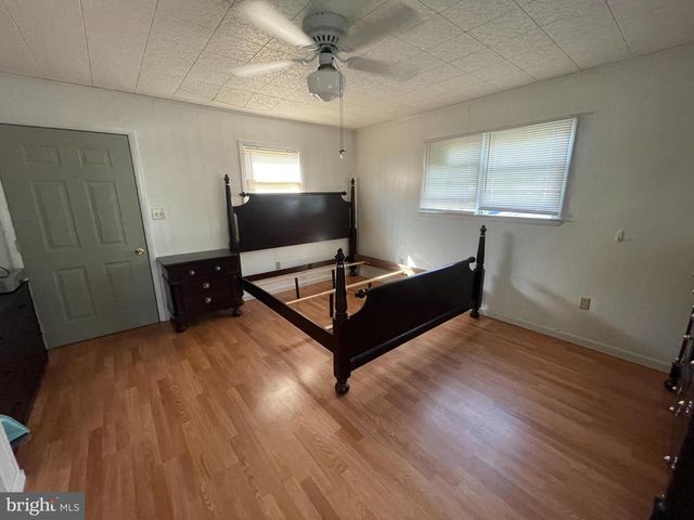 301 302 Mocanaqua Ln #Glen 3, Earleville, MD 21919
