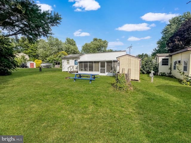301 302 Mocanaqua Ln #Glen 3, Earleville, MD 21919