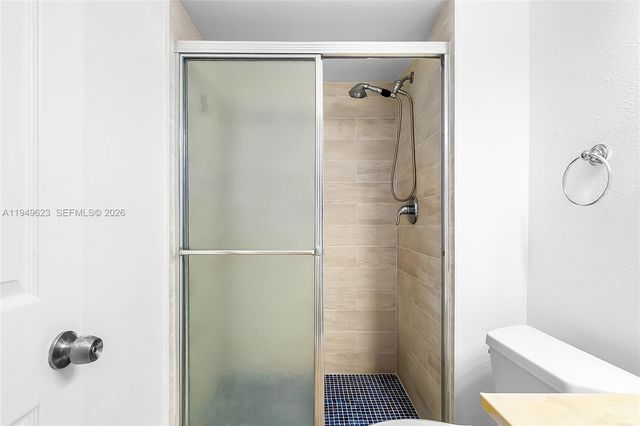 2500 SW 81st Ave 402, Davie, FL 33324