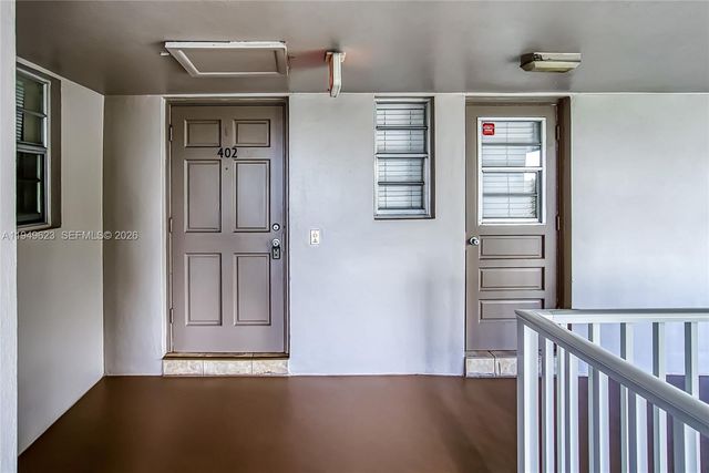 2500 SW 81st Ave 402, Davie, FL 33324