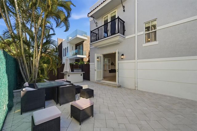 2515 NE 18th Street, Fort Lauderdale, FL 33305