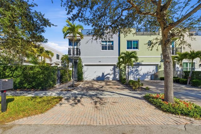 2515 NE 18th Street, Fort Lauderdale, FL 33305