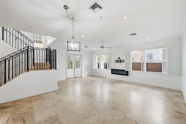 2515 NE 18th Street, Fort Lauderdale, FL 33305