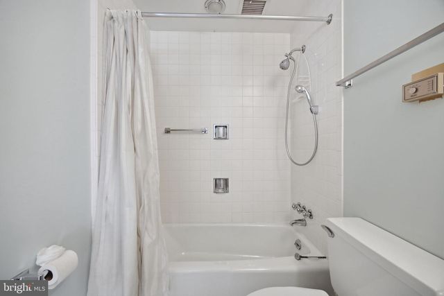 9187 OLD DOMINION DR, Mclean, VA 22102