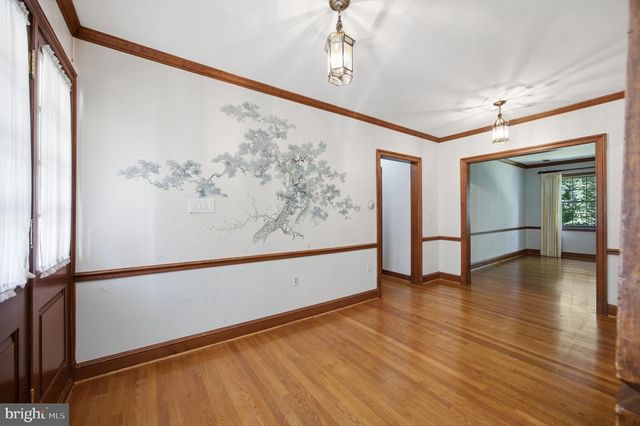 9187 OLD DOMINION DR, Mclean, VA 22102