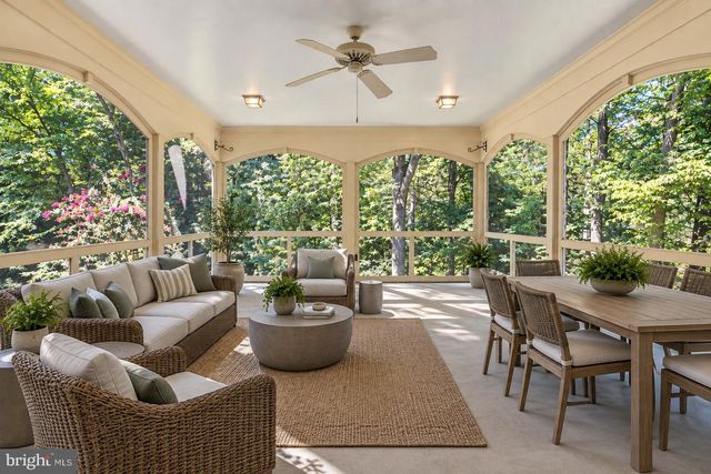 9187 OLD DOMINION DR, Mclean, VA 22102