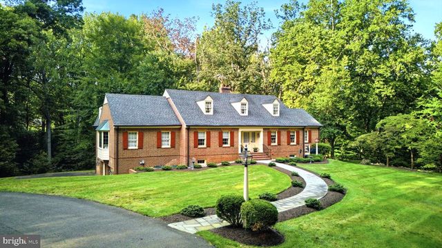 9187 OLD DOMINION DR, Mclean, VA 22102