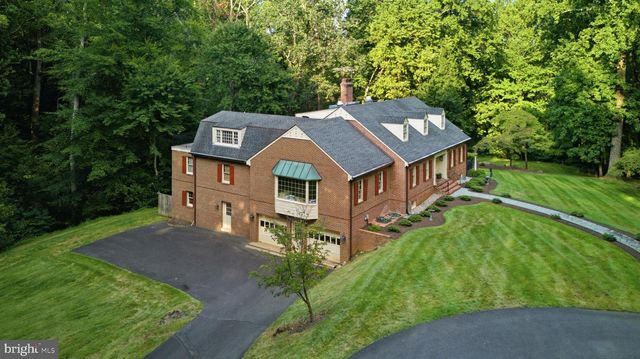 9187 OLD DOMINION DR, Mclean, VA 22102