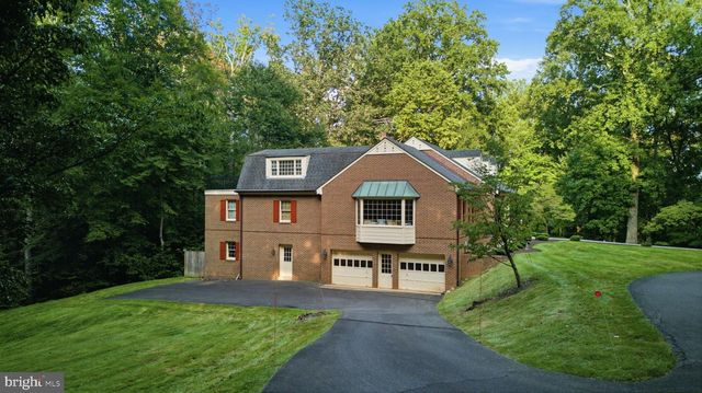 9187 OLD DOMINION DR, Mclean, VA 22102