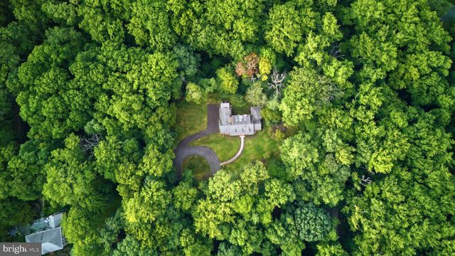 9187 OLD DOMINION DR, Mclean, VA 22102