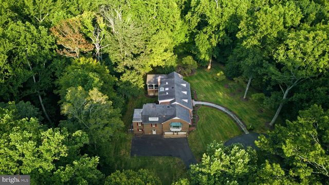 9187 OLD DOMINION DR, Mclean, VA 22102