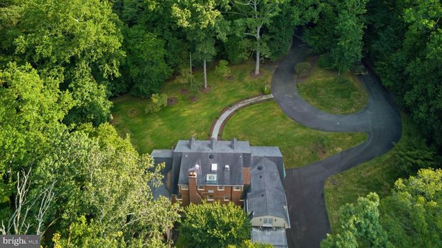 9187 OLD DOMINION DR, Mclean, VA 22102