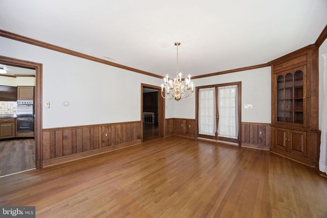 9187 OLD DOMINION DR, Mclean, VA 22102