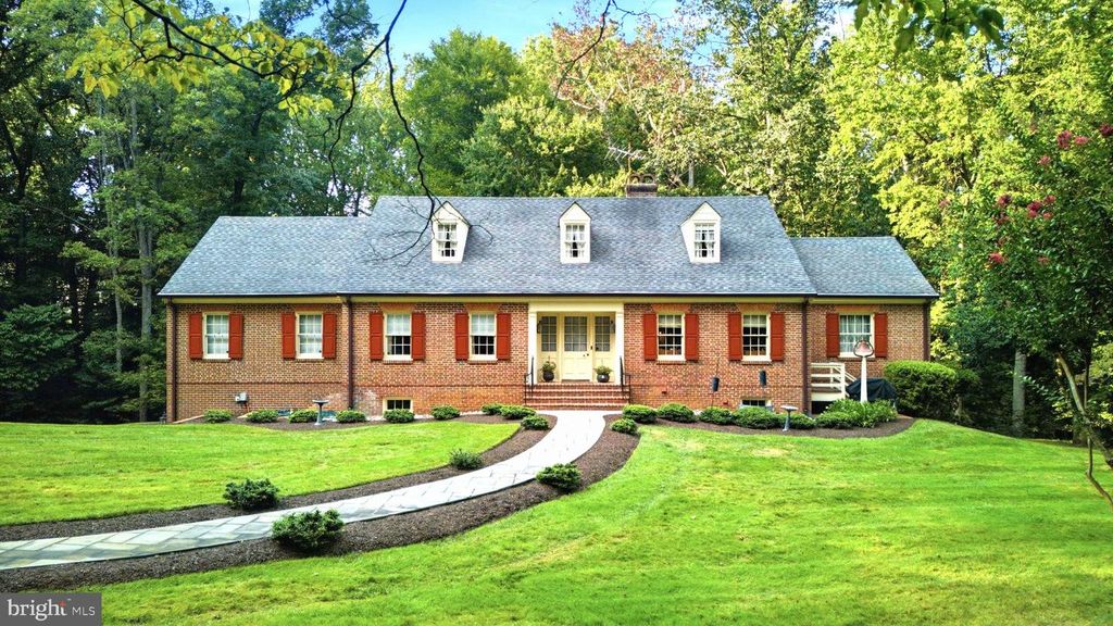 9187 OLD DOMINION DR, Mclean, VA 22102