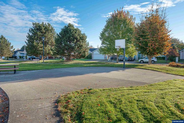 1958 Antelope Ct SW, Albany, OR 97321