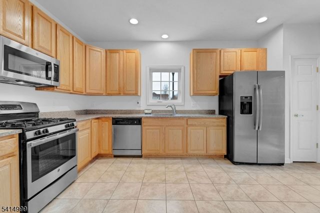 1 Paine Way, Franklin Twp., NJ 08873