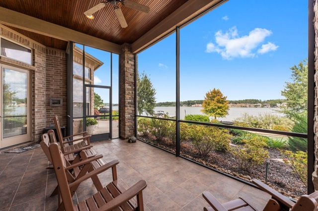 18675 W Cool Breeze Lane, Montgomery, TX 77356