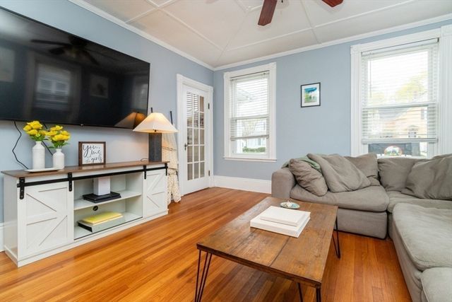 220 Crescent St, Rockland, MA 02370