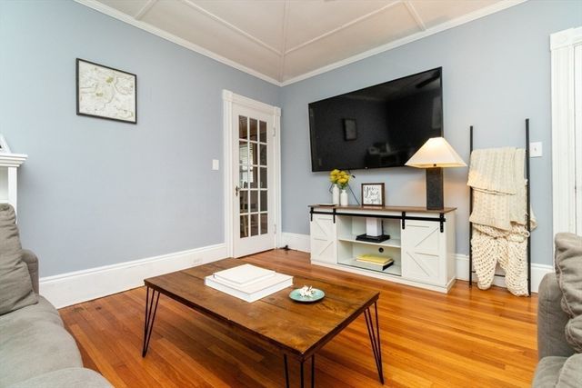 220 Crescent St, Rockland, MA 02370