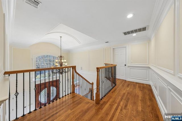 14 O Shaughnessy Lane, Closter, NJ 07624
