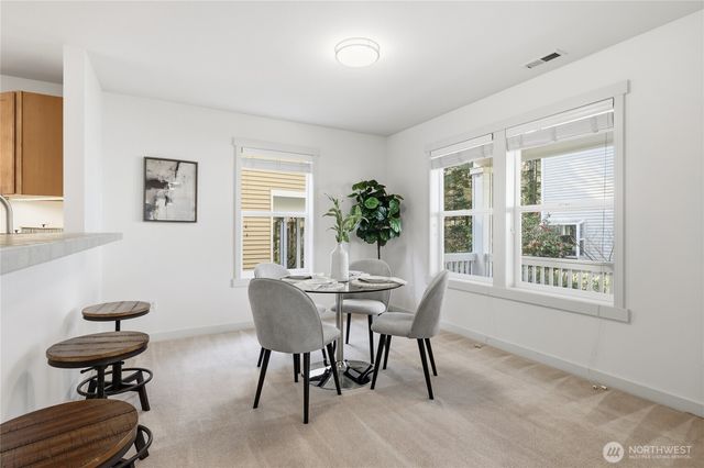 36703 SE Gravenstein Court, Snoqualmie, WA 98065