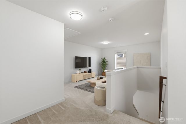 36703 SE Gravenstein Court, Snoqualmie, WA 98065