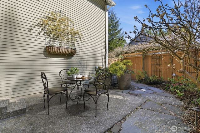 36703 SE Gravenstein Court, Snoqualmie, WA 98065