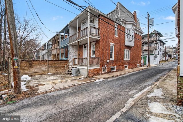 2022 SUSQUEHANNA ST, Harrisburg, PA 17102