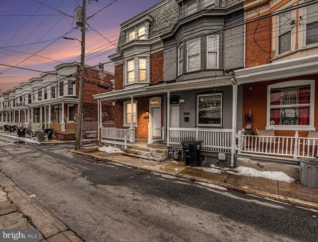 2022 SUSQUEHANNA ST, Harrisburg, PA 17102