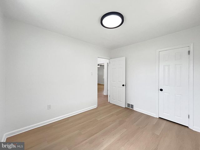 108 STEVENSON AVE, Beverly, NJ 08010