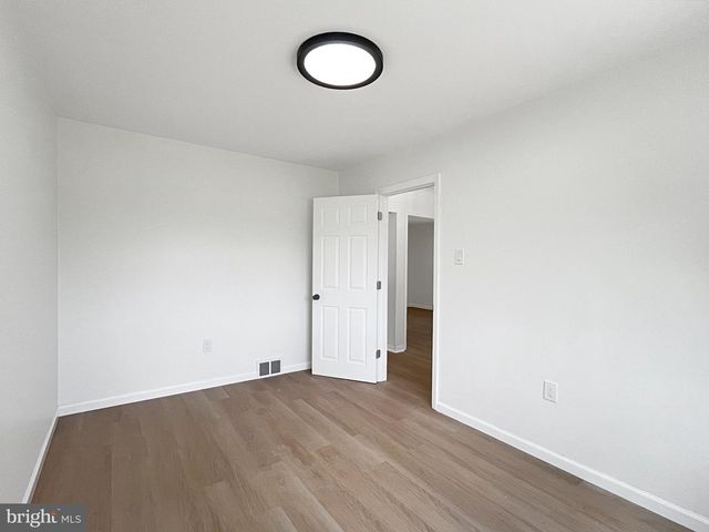 108 STEVENSON AVE, Beverly, NJ 08010