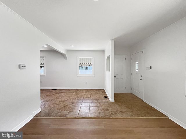 108 STEVENSON AVE, Beverly, NJ 08010