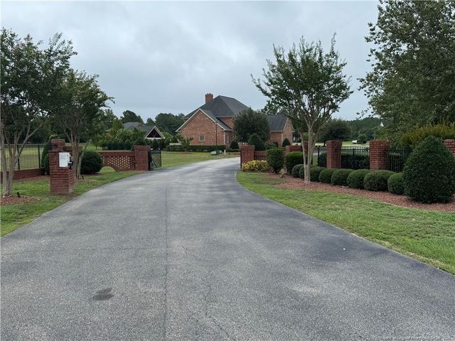 4153 Willowgate Drive, Eastover, NC 28312