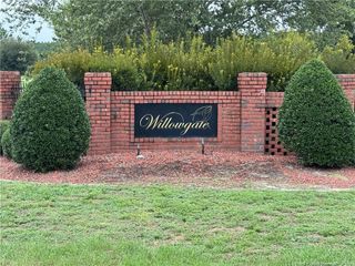 4153 Willowgate Drive, Eastover, NC 28312