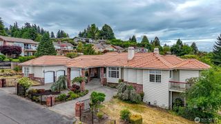 29851 12th Avenue SW, Federal Way, WA 98023