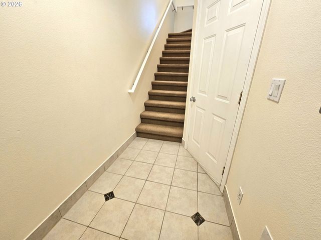 7867 Ne KIAN Ln, Beaverton, OR 97006