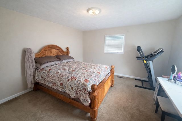 1221 S 6th Street, Ironton, OH 45638