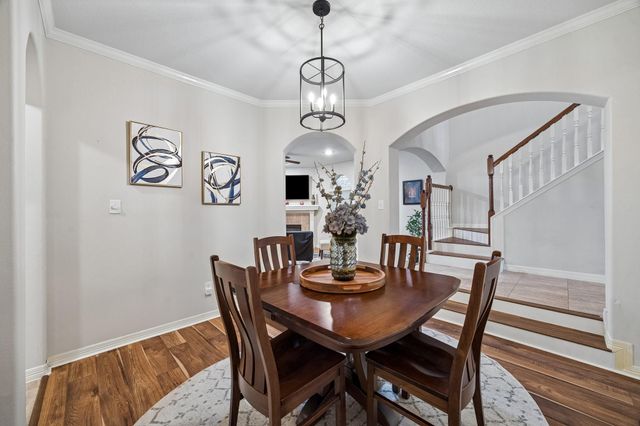 7618 N Linpar Court N, Houston, TX 77040