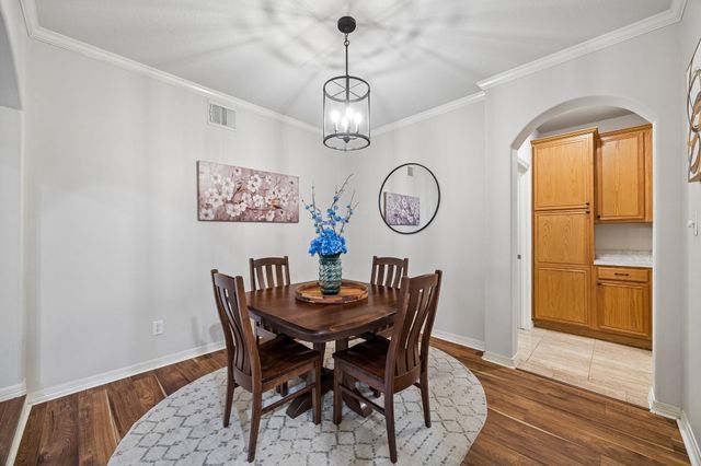7618 N Linpar Court N, Houston, TX 77040
