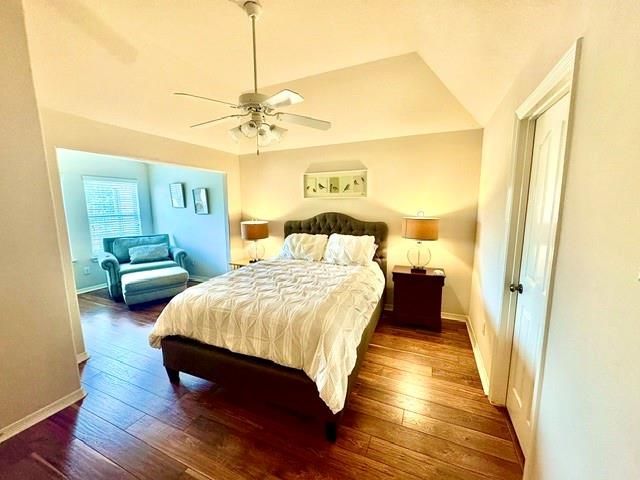 7618 N Linpar Court N, Houston, TX 77040