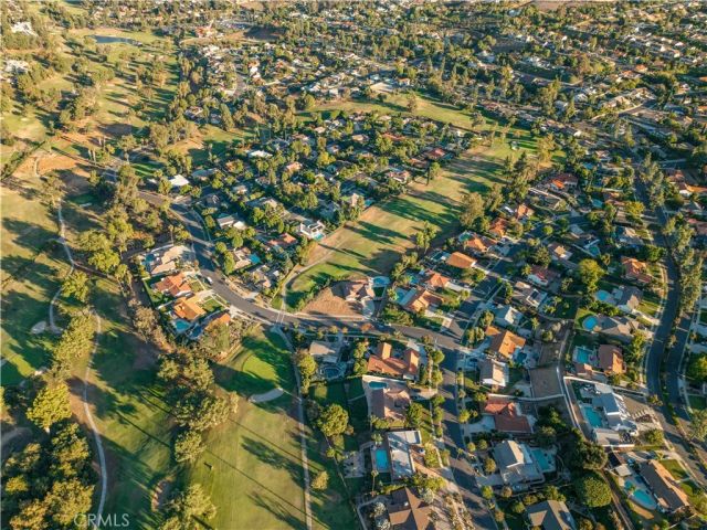 1450 Via Vallarta, Riverside, CA 92506