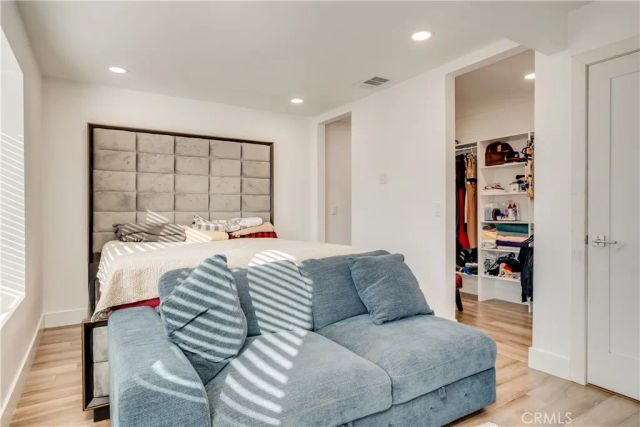 1450 Via Vallarta, Riverside, CA 92506