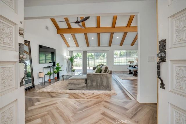 1450 Via Vallarta, Riverside, CA 92506