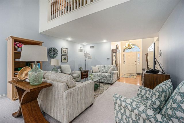 5428 Antiqua Circle, Kalamazoo, MI 49009