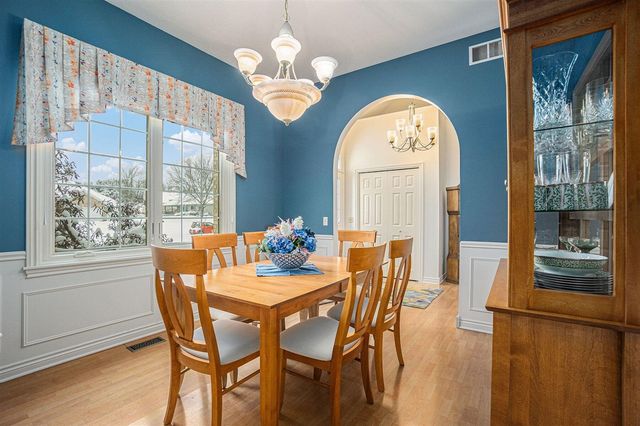 5428 Antiqua Circle, Kalamazoo, MI 49009