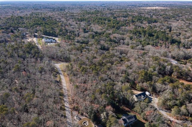 650 Parker Lane, Barnstable, MA 02668