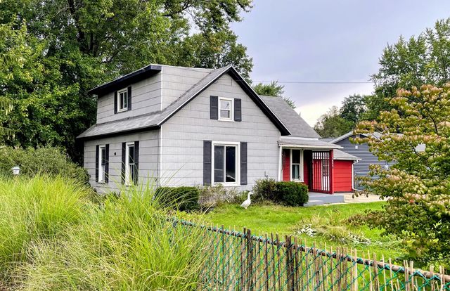 2632 Lincoln Avenue, St. Joseph, MI 49085